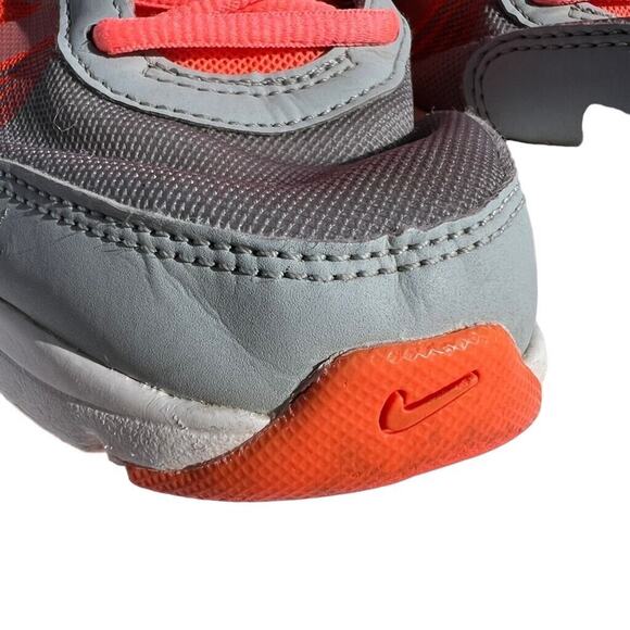 Nike Air Futurun2 Womens Sneaker Tennis Shoe Athletic Running Orange Gray Size 8 - Picture 10 of 13